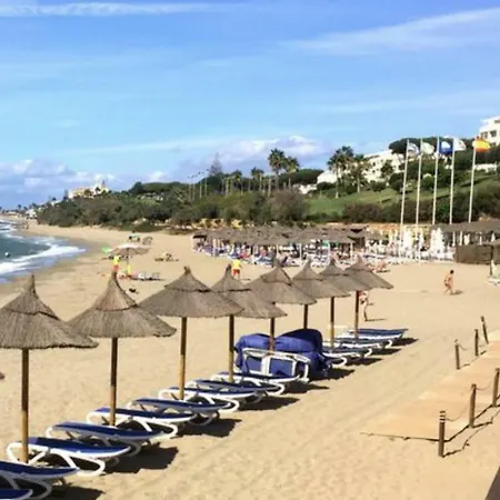 Mi Capricho 170 Beachfront Apartament *